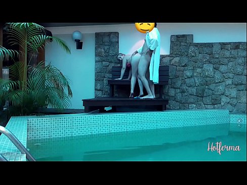 ❤️ Baas nodigt meid uit naar het zwembad, maar kon een hete niet weerstaan ❤️ Sex video at nl.mass-pr.ru ❌